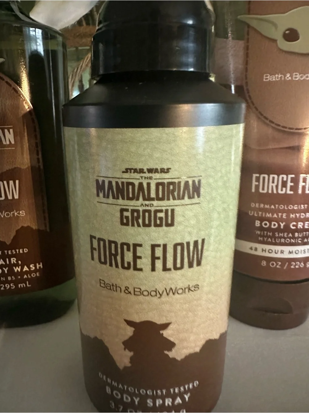 Bath & Body Works Mandalorian Grogu Force Flow Body Care Set - Green and Brown